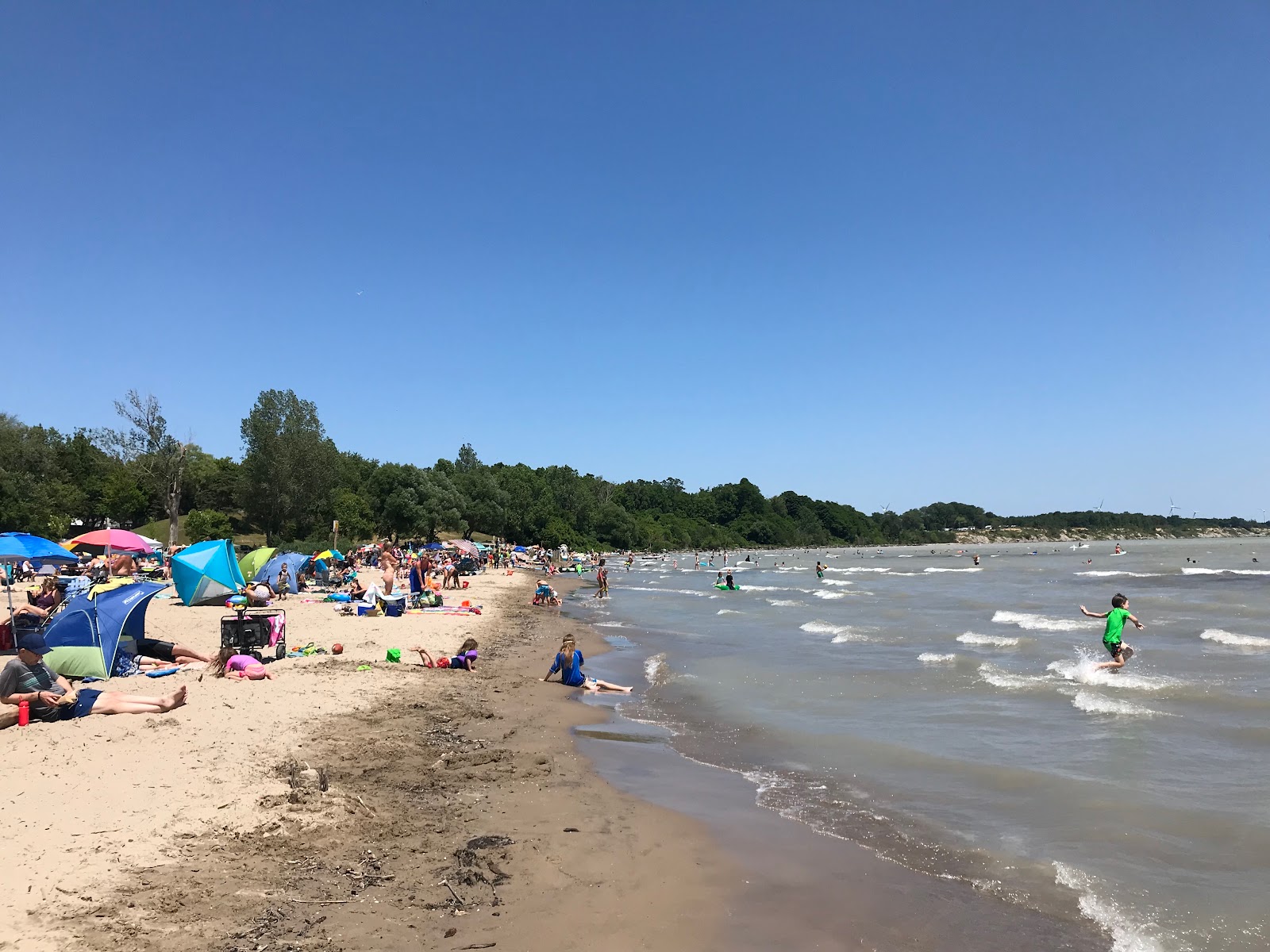 Photo of Port Burwell Beach with very clean level of cleanliness