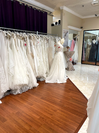 Bridal Shop «Bridal & Veil», reviews and photos, 1233 Camino del Rio S, San Diego, CA 92108, USA