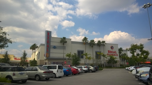 Movie Theater «Regal Cinemas Broward Stadium 12 & RPX», reviews and photos, 8000 W Broward Blvd, Plantation, FL 33388, USA