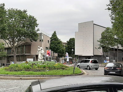 Lycée polyvalent public Diderot à Paris