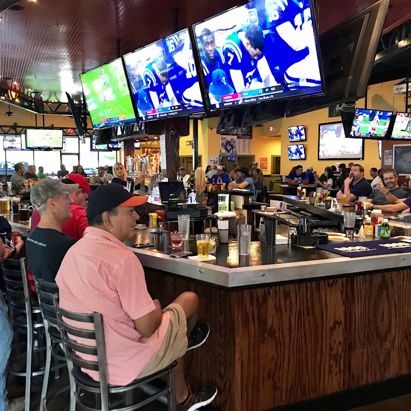 Wild Pitch Sports Bar & Grill Fort Worth