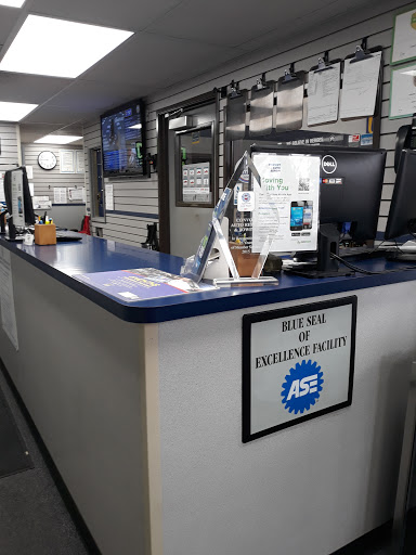 Auto Repair Shop «Convoy Auto Repair», reviews and photos, 3909 Convoy St, San Diego, CA 92111, USA