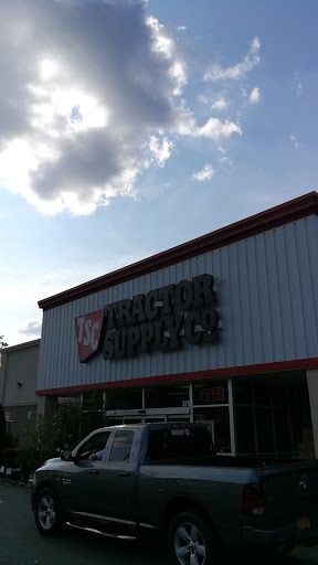 Home Improvement Store «Tractor Supply Co.», reviews and photos, 378 Elmira Rd, Ithaca, NY 14850, USA