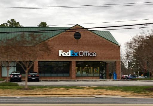 Print Shop «FedEx Office Print & Ship Center», reviews and photos, 10236 W Broad St, Glen Allen, VA 23060, USA