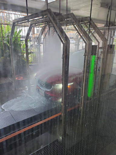 Car Wash «Ventura West Car Wash Inc», reviews and photos, 22517 Ventura Blvd, Woodland Hills, CA 91364, USA