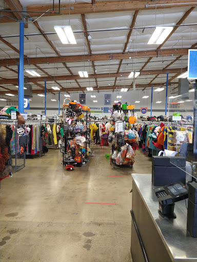Thrift Store «51st & Olive Goodwill Retail Store & Donation Center», reviews and photos