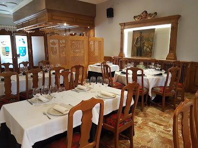 Restaurante Mannix - C. Felipe II, 26, 47310 Campaspero, Valladolid, Spain
