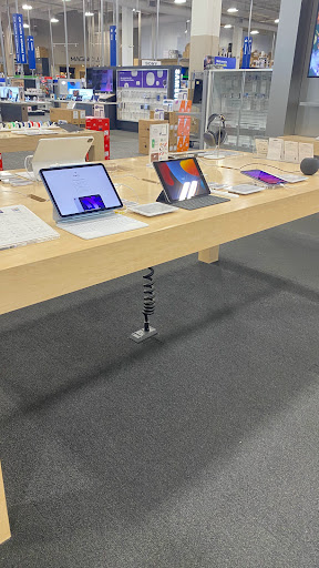 Electronics Store «Best Buy», reviews and photos, 11301 W Pico Blvd, Los Angeles, CA 90064, USA