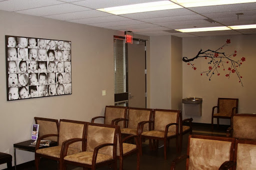 5757 W Thunderbird Rd #202, Glendale, AZ 85306, USA