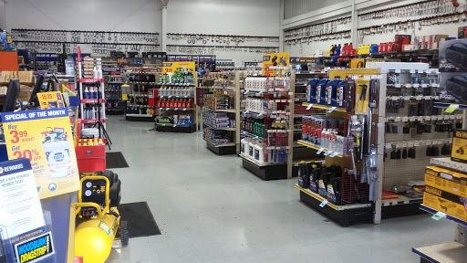 Auto Parts Store «NAPA Auto Parts - Davison Auto Parts», reviews and photos, 1655 James St, Woodburn, OR 97071, USA