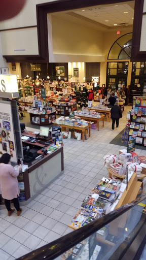 Book Store «Barnes & Noble», reviews and photos, 4015 Medina Rd, Akron, OH 44333, USA