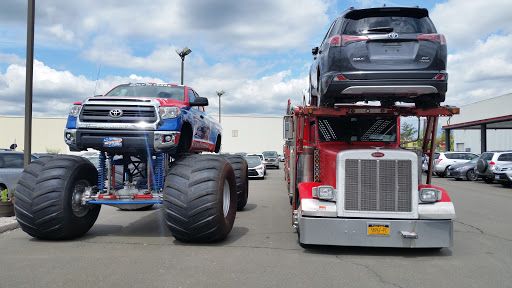 Toyota Dealer «Toyota of Wallingford», reviews and photos, 859 N Colony Rd, Wallingford, CT 06492, USA