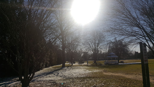 Grocery Store «Stop & Shop», reviews and photos, 67 Newtown Ln, East Hampton, NY 11937, USA