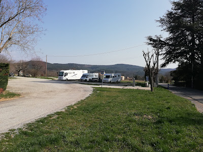[AirePark] Aire de camping car St Etienne les Orgues à Saint-Étienne-les-Orgues