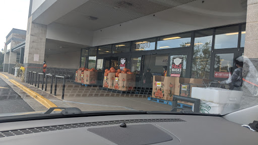 Grocery Store «Giant Food», reviews and photos, 10480 Campus Way S, Kettering, MD 20774, USA