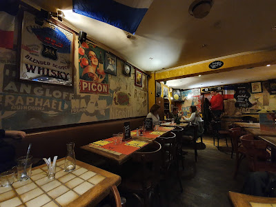 Autour du Moulin à Paris