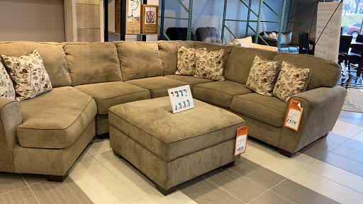 Furniture Store «Ashley HomeStore», reviews and photos, 9755 Roosevelt Blvd, Philadelphia, PA 19144, USA