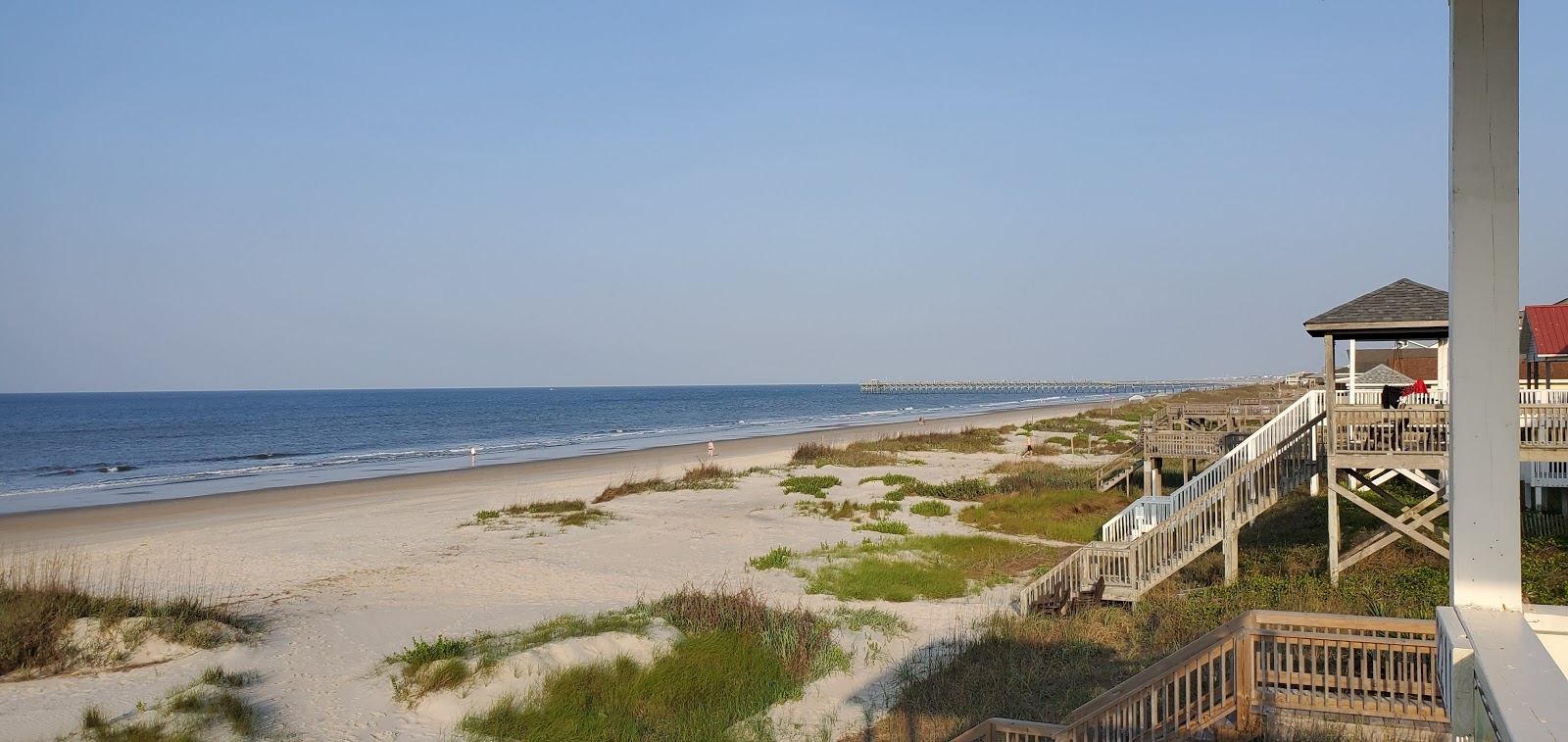 Foto van Long beach en de nederzetting