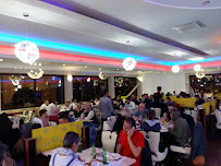 Atmosphère du Royal Wok, restaurant asiatique, japonais, grillade, fruits de mer à Montluçon - n°19