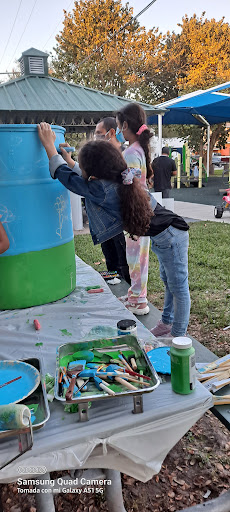 Park «Grove Mini Park», reviews and photos, NW 15th Ave & NW 8th Street, Miami, FL 33125, USA