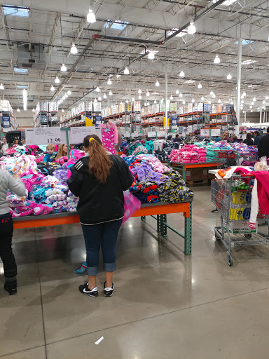 Warehouse store «Costco Wholesale», reviews and photos, 600 W Arbrook Blvd, Arlington, TX 76014, USA