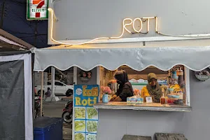 Ali's Roti image