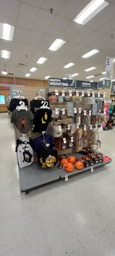 Pet Supply Store «PetSmart», reviews and photos, 625 Baltimore Blvd, Westminster, MD 21157, USA