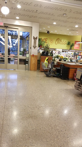 Grocery Store «Whole Foods Market», reviews and photos, 1555 W Lane Ave, Upper Arlington, OH 43221, USA