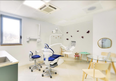 SMILE UP. Dr Anaelle Delouya Orthodontiste Marseille. Chirurgien Dentiste 13011 à Marseille
