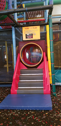 Amusement Park «Magic Mountain Fun Center - East», reviews and photos, 5890 Scarborough Blvd, Columbus, OH 43232, USA