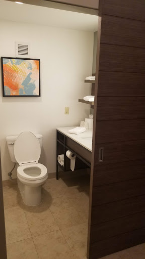 Hotel «Hilton Garden Inn Waltham», reviews and photos, 450 Totten Pond Rd, Waltham, MA 02451, USA