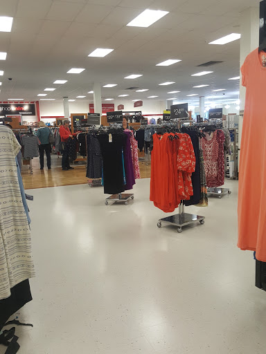 Department Store «T.J. Maxx & HomeGoods», reviews and photos, 4890 Integrity Way, Appleton, WI 54913, USA