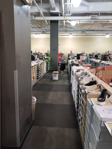 Shoe Store «DSW Designer Shoe Warehouse», reviews and photos, 139 Flatbush Ave, Brooklyn, NY 11217, USA