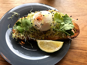 Photo n°21 de Café Pimpin 18e à Paris ()