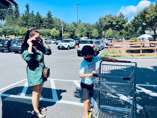 Grocery Store «Quality Food Center», reviews and photos, 6940 Coal Creek Pkwy SE, Newcastle, WA 98059, USA