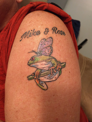 Tattoo Shop «LocoMotive Tattoo Studio», reviews and photos, 3850 E Gulf to Lake Hwy #6, Inverness, FL 34453, USA