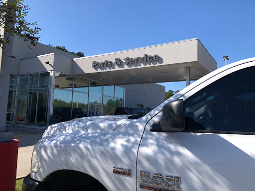 Car Dealer «Rainbow Chrysler Dodge Jeep LLC», reviews and photos, 301 River Highlands Blvd, Covington, LA 70433, USA