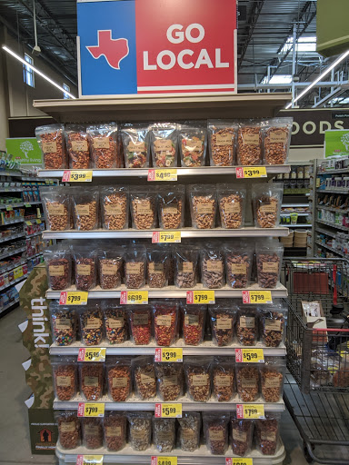 Grocery Store «H-E-B Grocery», reviews and photos, 407 S Adams St, Fredericksburg, TX 78624, USA