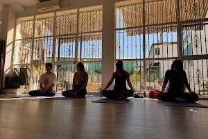 Yoga Senda Granada image