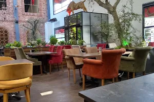 Cevahir Cafe & Restoran image