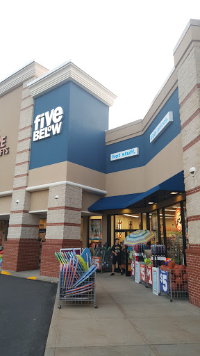Variety Store «Five Below», reviews and photos, 15 U.S. 9, Manalapan Township, NJ 07726, USA