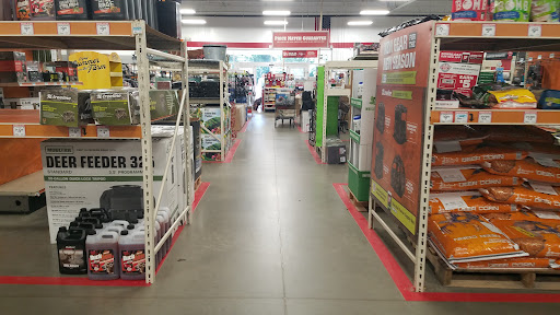 Home Improvement Store «Tractor Supply Co.», reviews and photos, 5743 W Tennessee St, Tallahassee, FL 32304, USA