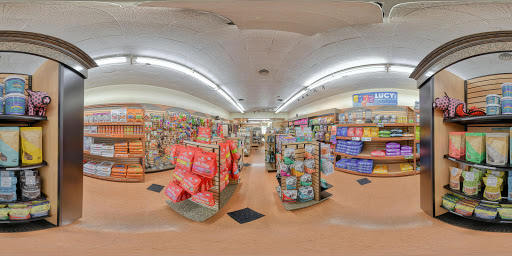 Pet Supply Store «California Pet Center», reviews and photos, 21906 Ventura Blvd, Woodland Hills, CA 91364, USA