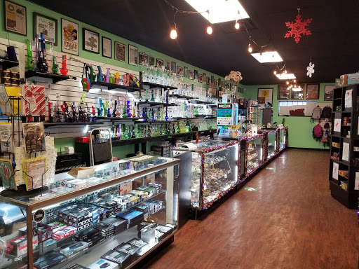 Tobacco Shop «BDT Smoke Shops», reviews and photos, 21640 John R Rd, Hazel Park, MI 48030, USA