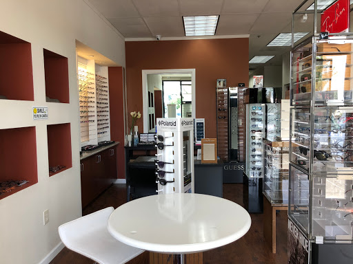 Eye Care Center «Portland Eye Clinic», reviews and photos, 8001 SE Powell Blvd l, Portland, OR 97206, USA