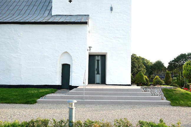 Vester Starup Kirke - Kirke