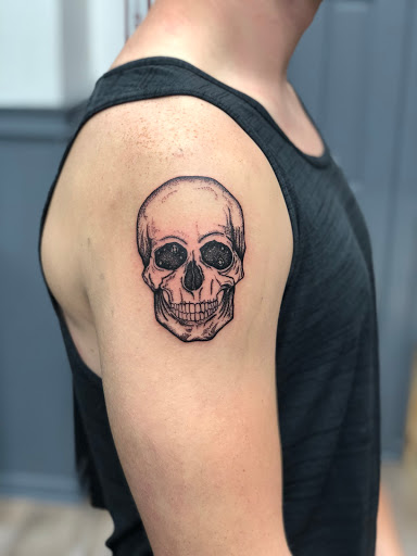 Tattoo Shop «Full Moon Tattoo», reviews and photos, 98 Lockwood Ave, Yonkers, NY 10701, USA