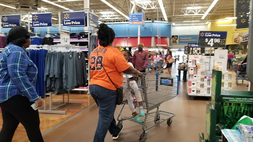 Department Store «Walmart Supercenter», reviews and photos, 9205 Gibsonton Dr, Gibsonton, FL 33534, USA