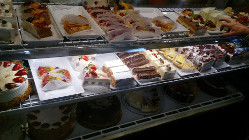 Hotel «Hilton Arlington», reviews and photos, 950 N Stafford St, Arlington, VA 22203, USA