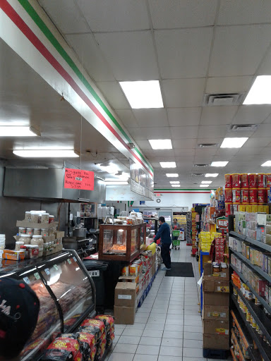 Supermarket «LA VERGNE SUPER MERCADO», reviews and photos, 410 Dick Buchanan St, La Vergne, TN 37086, USA